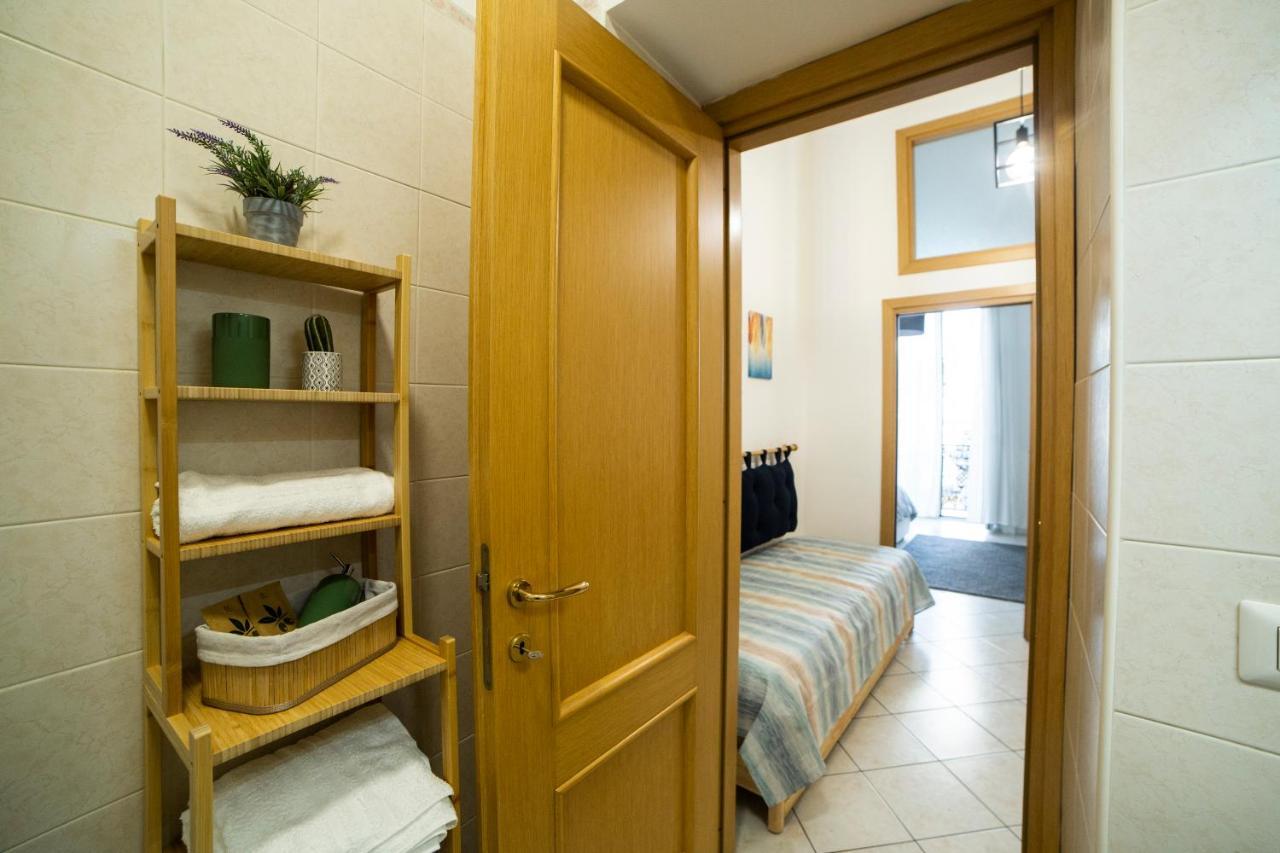 Bnb Al Centro E Meglio, Napoli Apartment Exterior photo
