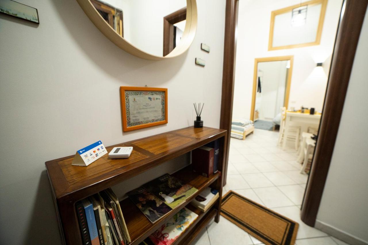 Bnb Al Centro E Meglio, Napoli Apartment Exterior photo